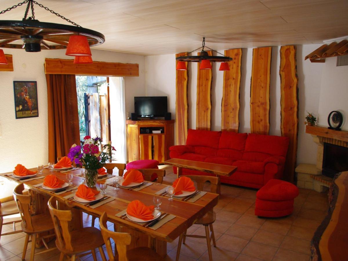 Location Villa Et Studios Roquebrune-sur Argens Exteriör bild