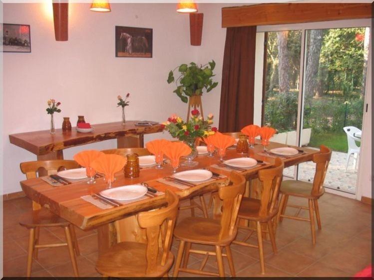 Location Villa Et Studios Roquebrune-sur Argens Exteriör bild